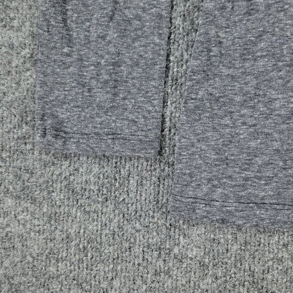 Columbia Shirt Women Medium Gray Outdoors V-Neck Long Sleeve Top Pullover Adult - Picture 5 of 12